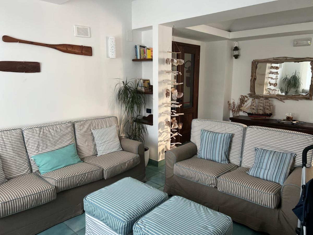 B&B Residence Eco Del Mare 帕利努罗 外观 照片