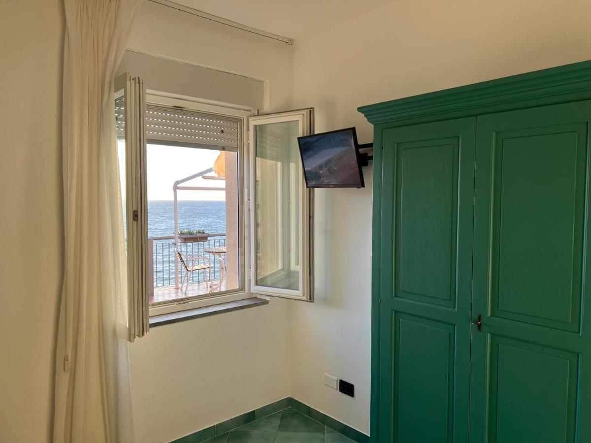 B&B Residence Eco Del Mare 帕利努罗 外观 照片
